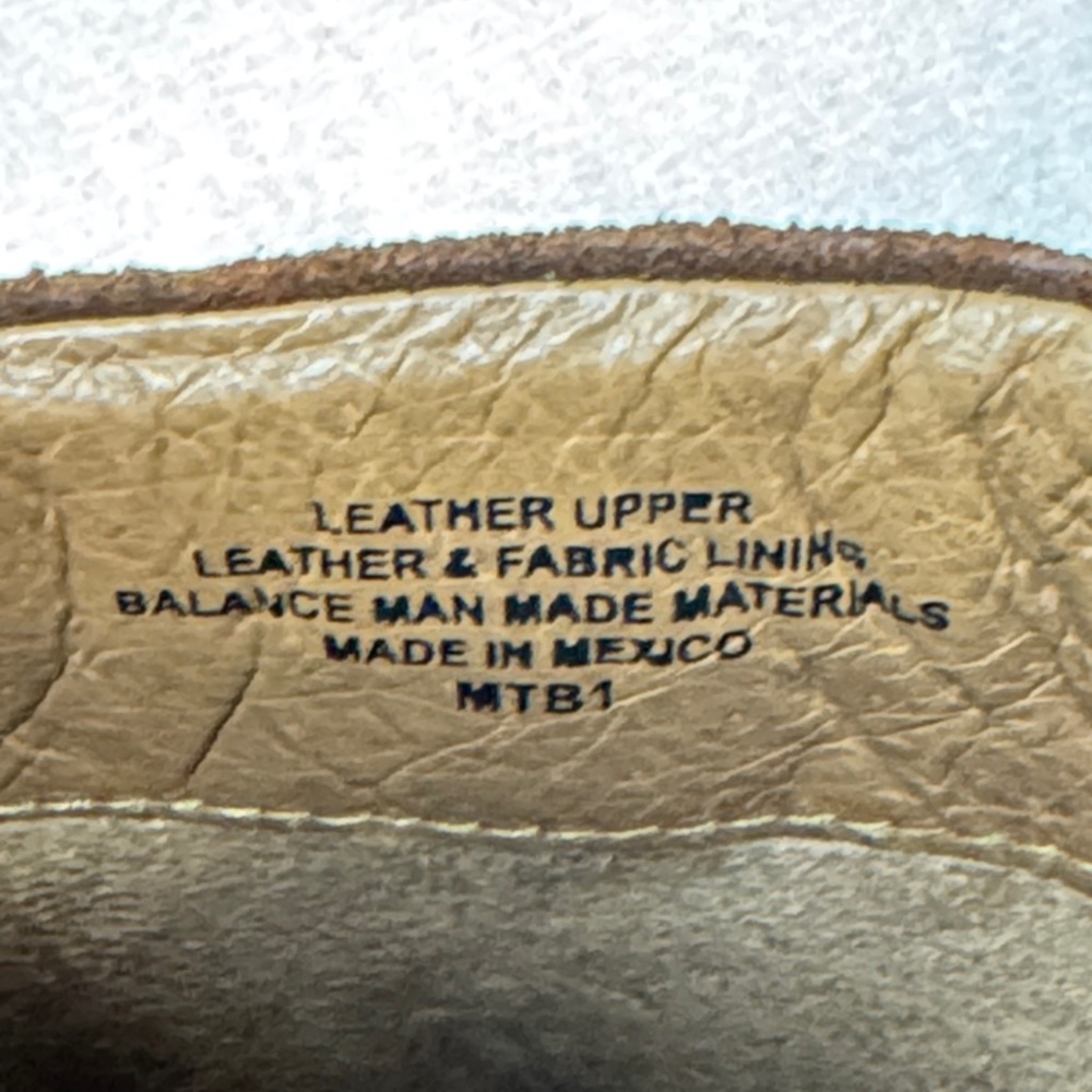 Born Yucatán Distressed Brown Clog Size 9 - Picture 11 of 14